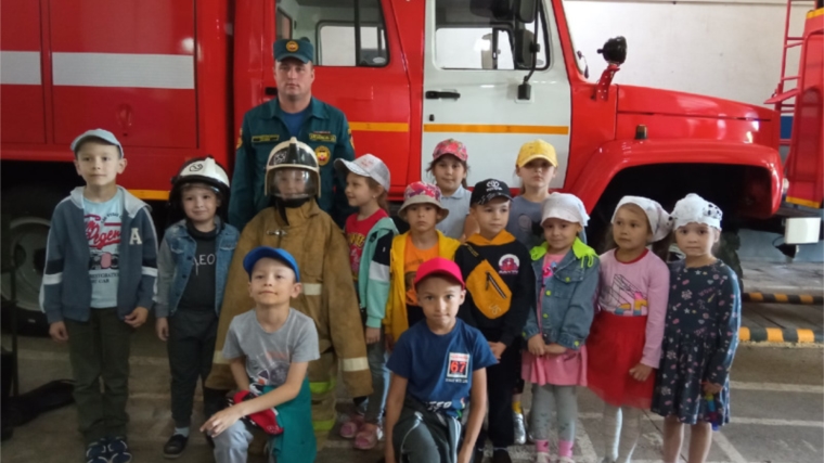 Дети в гостях у огнеборцев Красночетайского района