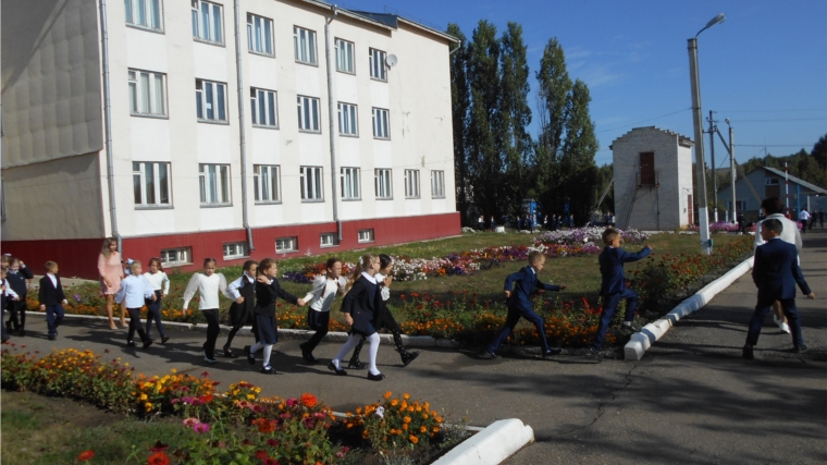 Тренировочное пожарно-тактическое учение в МБОУ «Янтиковская СОШ имени Героя Советского Союза П.Х. Бухтулова»