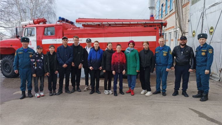 Состоялась встреча огнеборцев с учениками Лащ-Таябинская СОШ имени В.В.Андреева